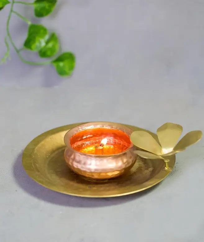 Лампа латунная с цветами, Иша Лайф; Hammered Flower Lamp, Isha Life — миниатюра 2