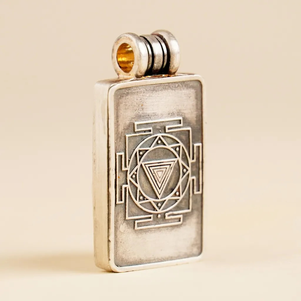 Linga Bhairavi Silver Pendant - Large, Isha Life — миниатюра 2